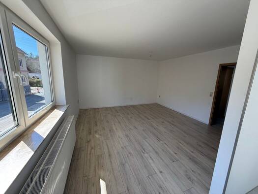 Wohnung zur Miete 315 € 2 Zimmer 52,4 m² 1. Geschoss Weidaer Str. 45 Wünschendorf 07570