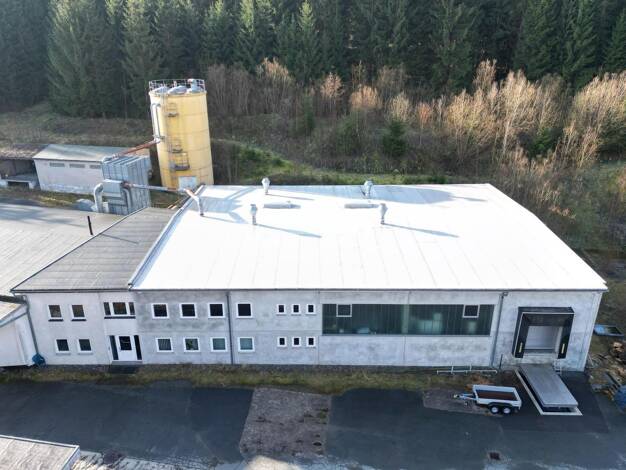 Produktionshalle zum Kauf 850 m² Lagerfläche Geroldsgrün Geroldsgrün 95179