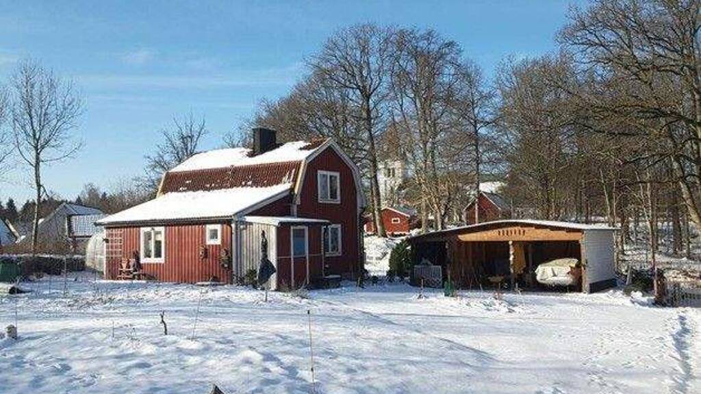 Einfamilienhaus zum Kauf 150.000 € 3 Zimmer 98 m² 12.000 m² Grundstück Svängsta 37692