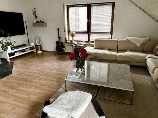 Wohnung zur Miete 850 € 3,5 Zimmer 71 m² 1. Geschoss Bernhaldenweg 27 Jux Spiegelberg-Jux 71579
