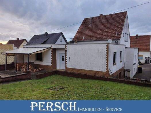 Mehrfamilienhaus zum Kauf 155.000 € 10 Zimmer 169 m² 593 m² Grundstück frei ab sofort Furschweiler Namborn 66640