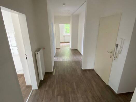 Wohnung zur Miete 630 € 3 Zimmer 75,7 m² 1. Geschoss frei ab 01.06.2026 Eversten Oldenburg 26131