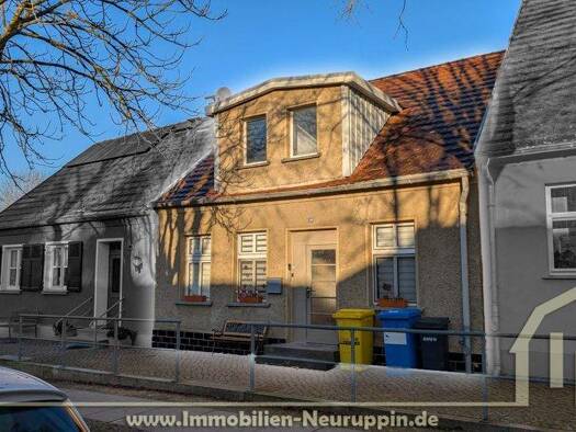 Reihenmittelhaus zum Kauf 179.000 € 6 Zimmer 123 m² 251 m² Grundstück Rheinsberg Rheinsberg 16831