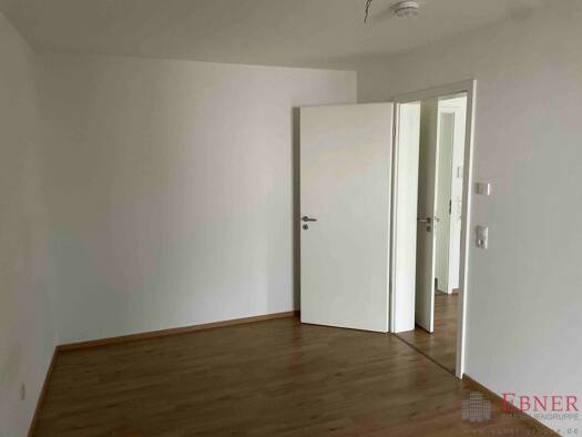 Wohnung zur Miete 715 € 3 Zimmer 64,9 m² 1. Geschoss frei ab 01.10.2026 Metten Metten 94526