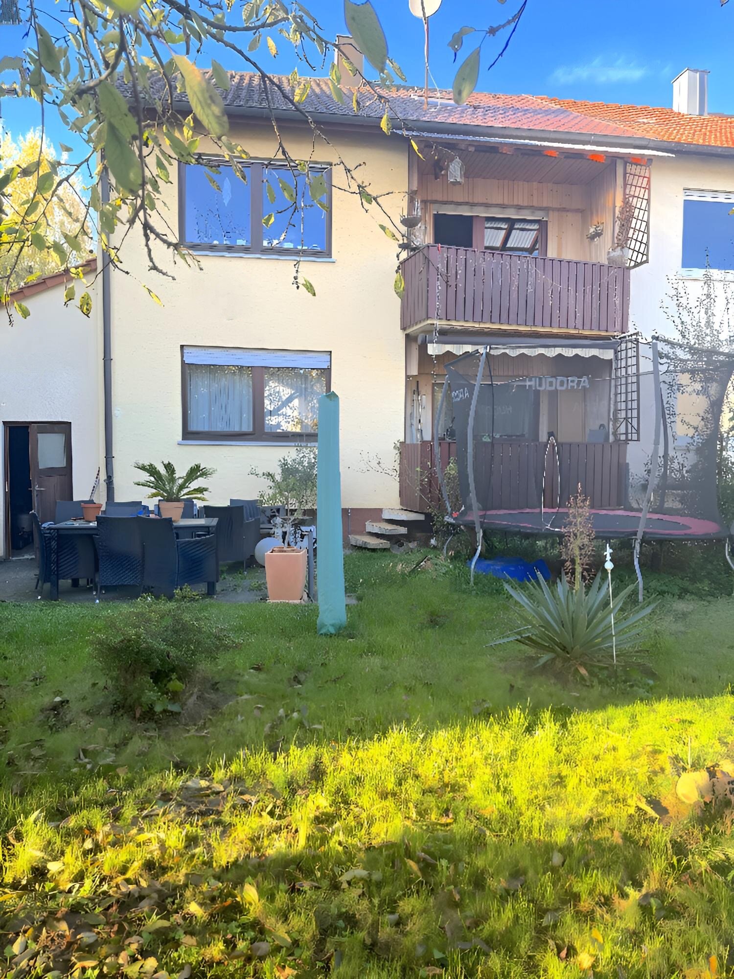 Mehrfamilienhaus zum Kauf 599.000 € 8 Zimmer 140 m²<br/>Wohnfläche 257 m²<br/>Grundstück Waiblingen - Kernstadt Waiblingen 71332