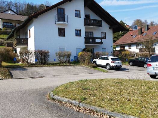 Wohnung zur Miete 340 € 1 Zimmer 30,9 m² Geschoss 2/3 frei ab sofort Bürgermeister-Stoffel-Straße 5 Forsting Bad Griesbach i.Rottal 94086