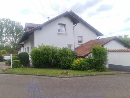 Haus zum Kauf 575.000 € 7 Zimmer 185 m² 611 m² Grundstück Homburg 66424