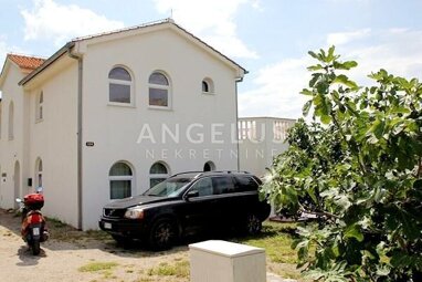 Haus zum Kauf 740.000 € 10 Zimmer 400 m² 1.256 m² Grundstück Baska center 51523