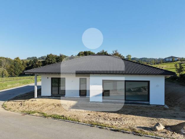 Bungalow zum Kauf provisionsfrei 635.000 € 4 Zimmer 132,9 m² 596 m² Grundstück Bad Griesbach Bad Griesbach i.Rottal 94086