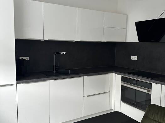 Wohnung zur Miete 800 € 3 Zimmer 76 m² Geschoss 1/4 frei ab 14.09.2026 Gochsheim 97469