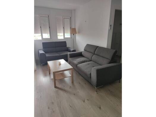 Wohnung zur Miete 900 € 2 Zimmer 75 m² 3. Geschoss Campos 07630