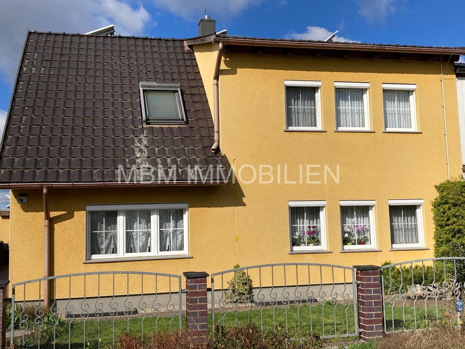 Einfamilienhaus zum Kauf provisionsfrei 379.000 € 7 Zimmer 244 m²<br/>Wohnfläche 1.100 m²<br/>Grundstück Calau Calau 03205