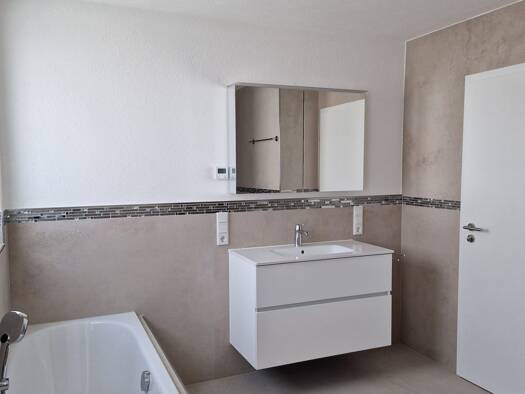 Wohnung zur Miete 1.360 € 3 Zimmer 89 m² Geschoss 1/2 frei ab sofort Stupferich Karlsruhe 76228