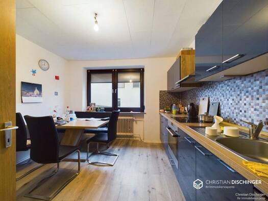 Mehrfamilienhaus zum Kauf 1.095.000 € 349,4 m² 1.220 m² Grundstück Wenzenbach 93173