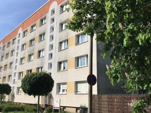 Wohnung zur Miete 482 € 5 Zimmer 105,3 m² 3. Geschoss frei ab sofort Magdeborner Straße 18 Borna Borna 04552