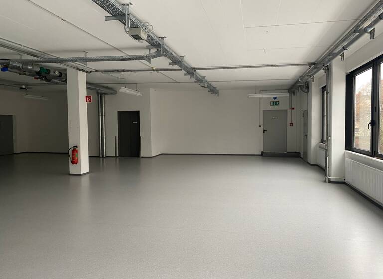 Halle/Industriefläche zur Miete provisionsfrei 337,6 m²<br/>Lagerfläche Schwenningen Villingen-Schwenningen 78056