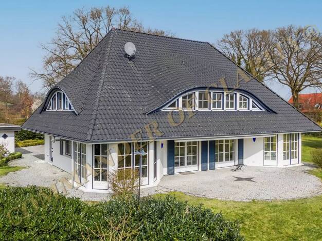 Villa zum Kauf provisionsfrei 7.500.000 € 6 Zimmer 277 m² 4.434 m² Grundstück frei ab sofort List auf Sylt 25992