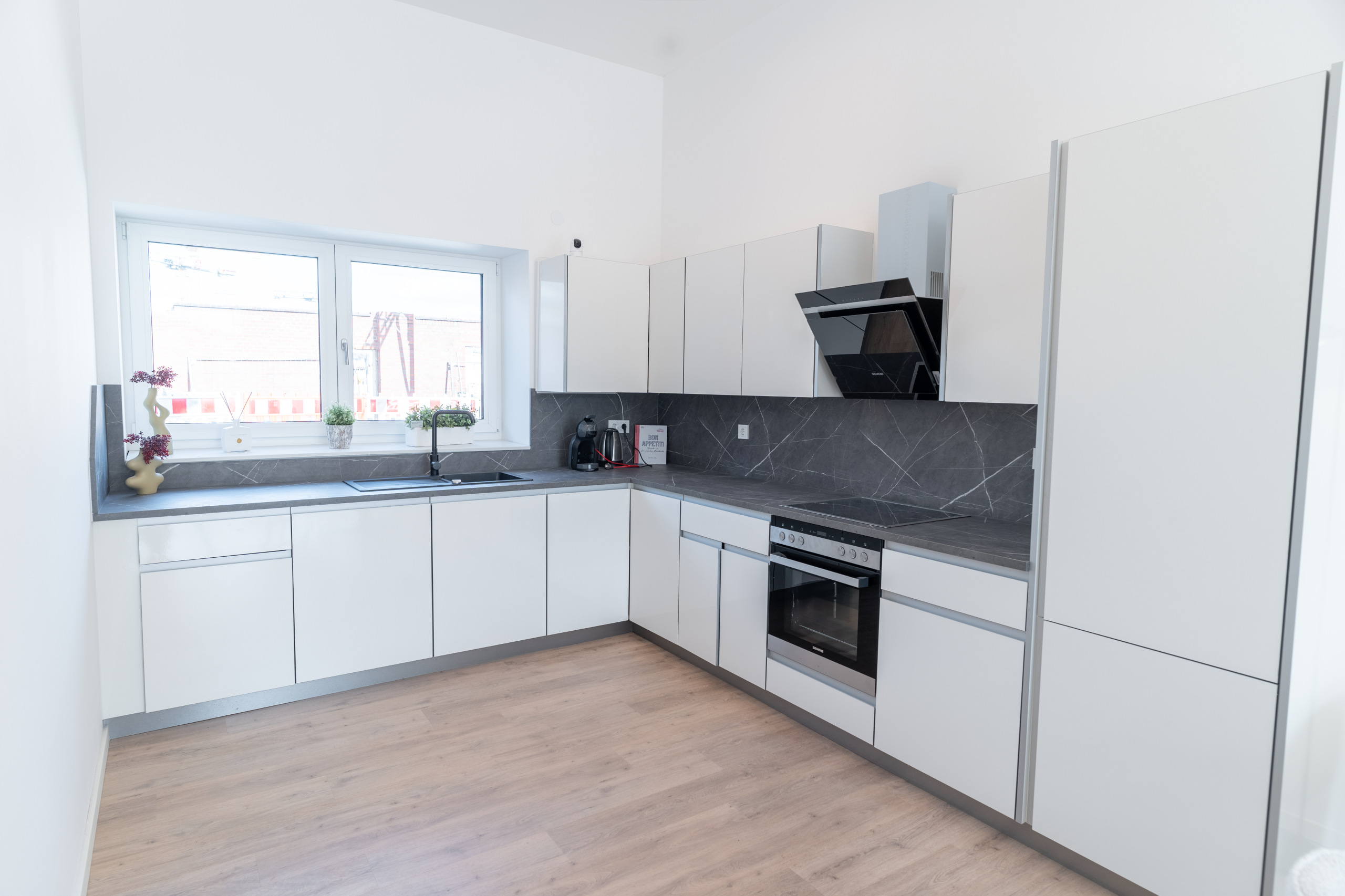 Wohnung zur Miete 1.111 € 3 Zimmer 82,3 m²<br/>Wohnfläche EG<br/>Geschoss ab sofort<br/>Verfügbarkeit Lorenz-Krapp-Straße 2 Kasernen West Bamberg 96052