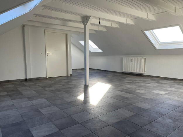 Wohnung zur Miete 420 € 1 Zimmer 40 m² Dachgeschoss, 2. Geschoss Dissen Dissen 49201