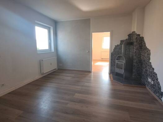 Wohnung zur Miete 476 € 3 Zimmer 73,3 m² 1. Geschoss frei ab sofort Forststraße 6 Zeitz Zeitz 06712