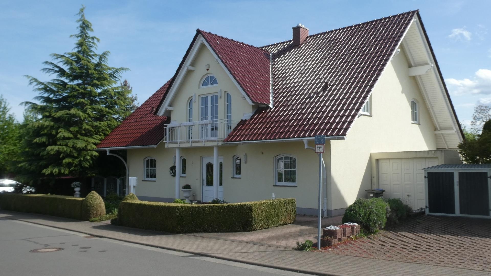 Einfamilienhaus zum Kauf provisionsfrei 699.000 € 5 Zimmer 221 m²<br/>Wohnfläche 1.029 m²<br/>Grundstück Sulzer Siedlung Erfurt 99087