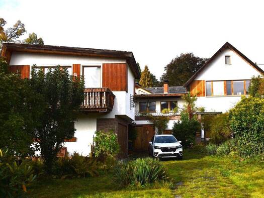 Mehrfamilienhaus zum Kauf 250.000 € 8 Zimmer 208,4 m² 700 m² Grundstück Erdmannsdorf Augustusburg / Erdmannsdorf 09573