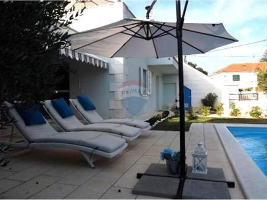 Einfamilienhaus zum Kauf 595.000 € 4 Zimmer Vrsi