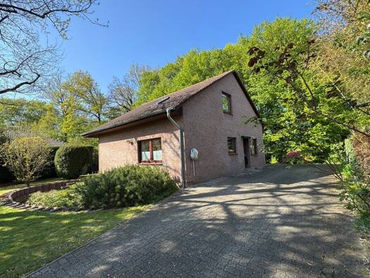 Einfamilienhaus zur Miete 1.890 € 5,5 Zimmer 177 m² 939 m² Grundstück frei ab 15.08.2026 Ehmen Ehmen - Mörse 38442