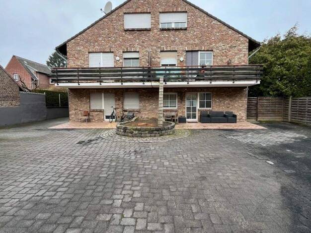 Studio zur Miete 365 € 1 Zimmer 33 m² Hauptstraße 69 Stommeln Pulheim 50259