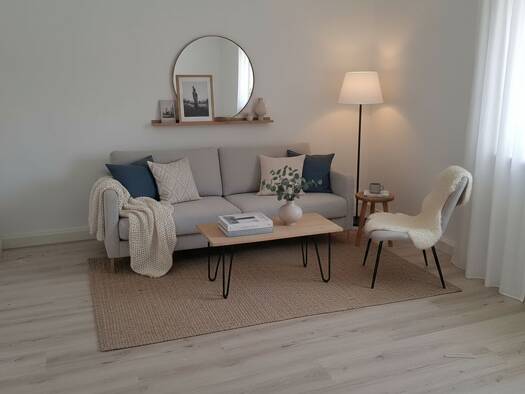 Wohnung zur Miete 280 € 2 Zimmer 44,1 m² 1. Geschoss frei ab sofort Vogtlandstraße 1 Glauchau Glauchau 08371