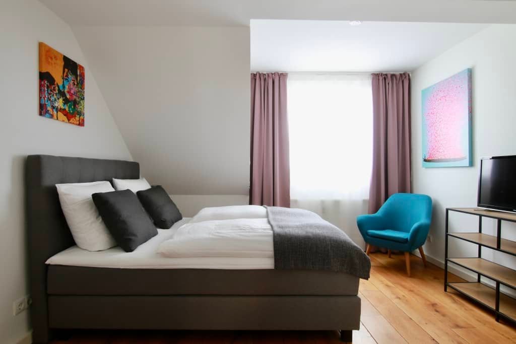 Wohnung zur Miete Wohnen auf Zeit 1.565 € 1 Zimmer 26 m²<br/>Wohnfläche ab sofort<br/>Verfügbarkeit Limburger Straße Neustadt - Nord Köln 50672