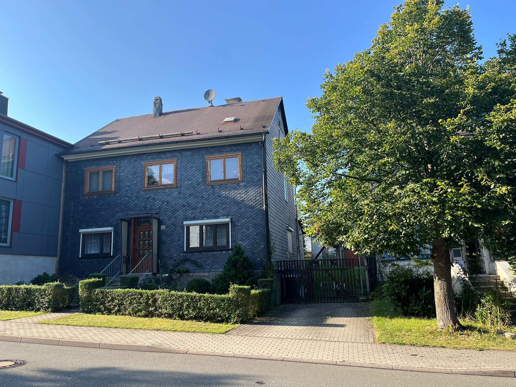 Einfamilienhaus zum Kauf 70.000 € 10 Zimmer 200 m²<br/>Wohnfläche 880 m²<br/>Grundstück Ortsstr. 24 Böhlen 98701