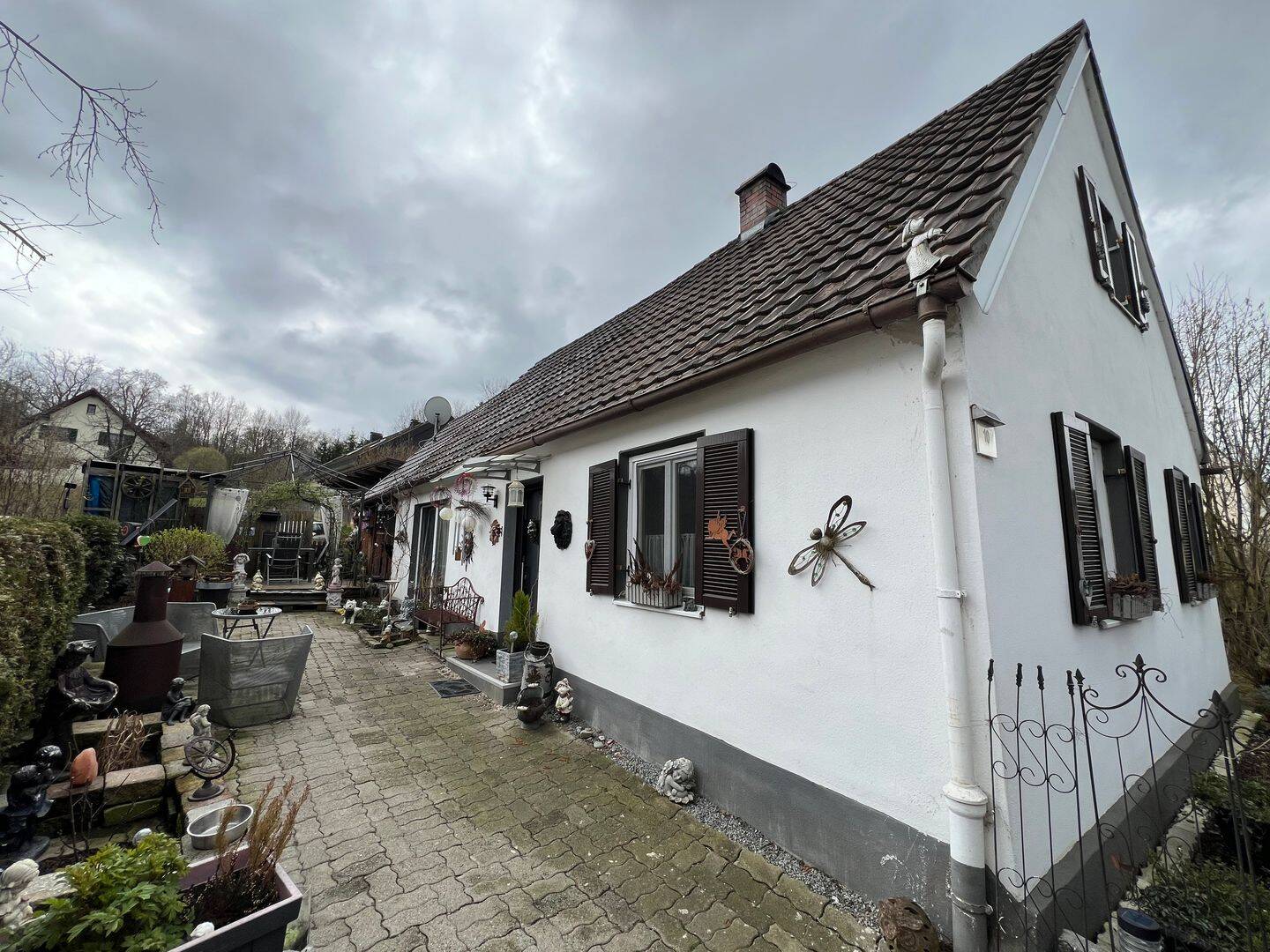 Immobilie in Binswangen - Gepflegtes Einfamilienhaus in Binswangen – modernisiert, mit Garten - Bild 4