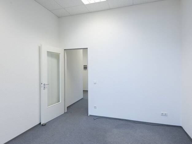 Bürofläche zur Miete provisionsfrei 950 € 15 m² Bürofläche Hauptstraße Lichtenberg Lichtenberg 10317