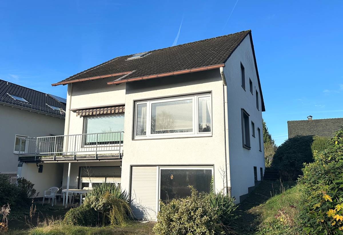 Einfamilienhaus zum Kauf 435.000 € 8 Zimmer 209 m²<br/>Wohnfläche 822 m²<br/>Grundstück Witzhelden Leichlingen 42799