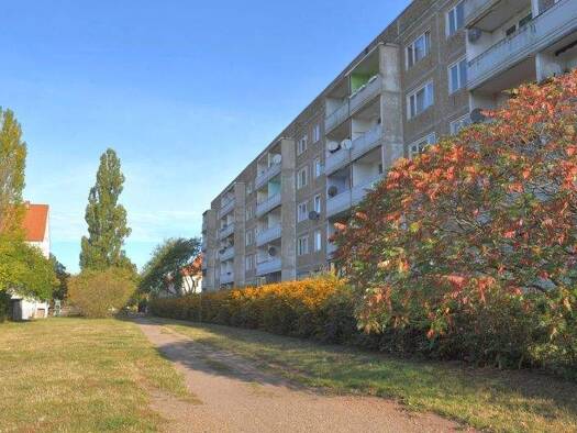 Wohnung zur Miete 302 € 2 Zimmer 50,3 m² 5. Geschoss Karl-Pilger-Straße 2a Ammendorf-Beesen Halle 06132
