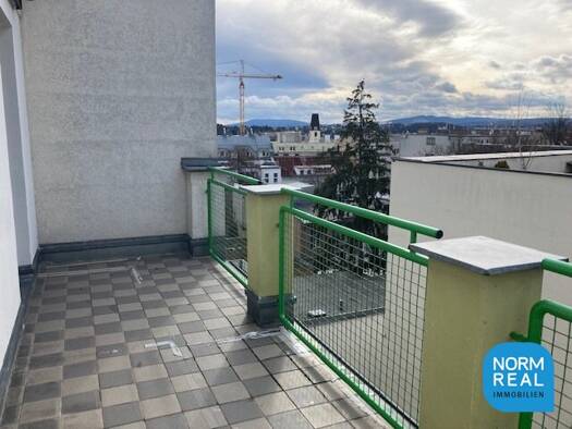 Terrassenwohnung zur Miete 1.100 € 3 Zimmer 117,6 m² 4. Geschoss Matznergasse Wien 1140