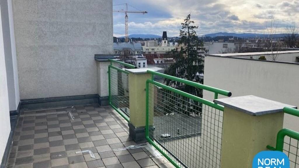 Terrassenwohnung zur Miete 1.100 € 3 Zimmer 117,6 m² 4. Geschoss Matznergasse Wien 1140