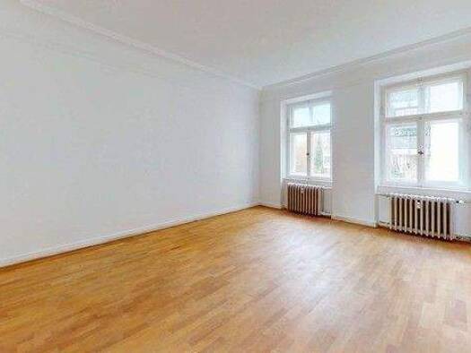 WG-Zimmer zur Miete 390 € 310 m² 1. Geschoss Badstraße 28 Innenstadt Fürth 90762