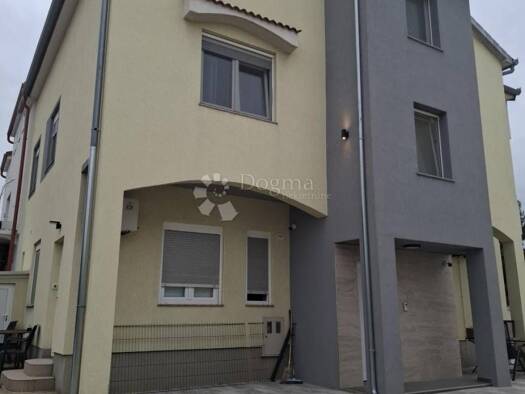 Haus zum Kauf 849.000 € 12 Zimmer 314 m² Sinjoretovo, Zadar Crno
