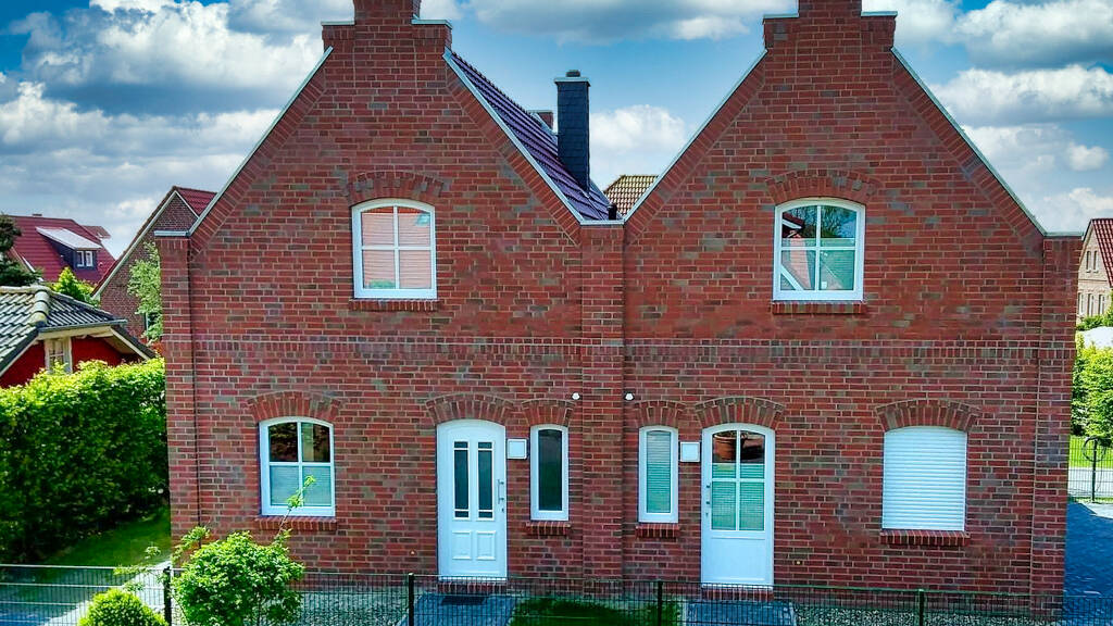 Doppelhaushälfte zum Kauf provisionsfrei 319.900 € 4 Zimmer 98,7 m² 682 m² Grundstück Uttum Krummhörn / Uttum 26736