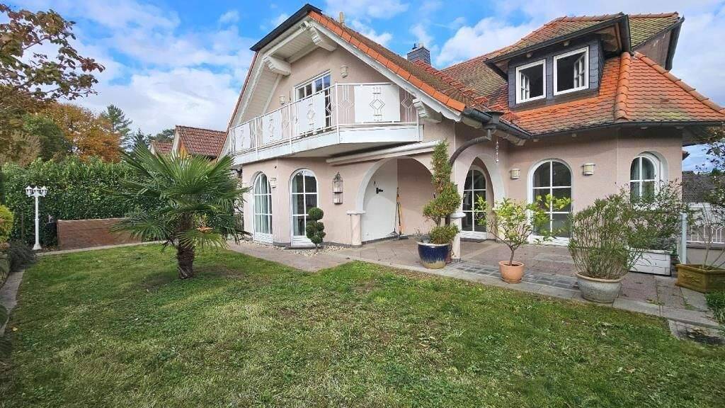 Einfamilienhaus zum Kauf 860.000 € 7 Zimmer 211,7 m² 485 m² Grundstück Hösbach 63768