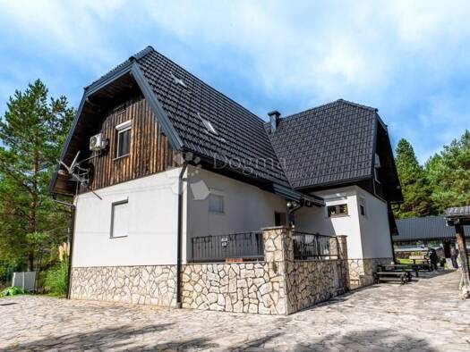 Haus zum Kauf 880.000 € 11 Zimmer 548 m² Rudanovac, Plitvicka Jezera Plitvička Jezera