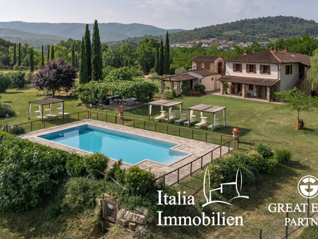 Bauernhaus zum Kauf 1.300.000 € 18 Zimmer 378 m² 45.000 m² Grundstück Laterina Pergine Valdarno 52019