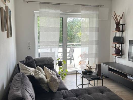 Wohnung zur Miete 710 € 2 Zimmer 57 m² Geschoss 1/3 frei ab 01.05.2026 Reuth Forchheim 91301