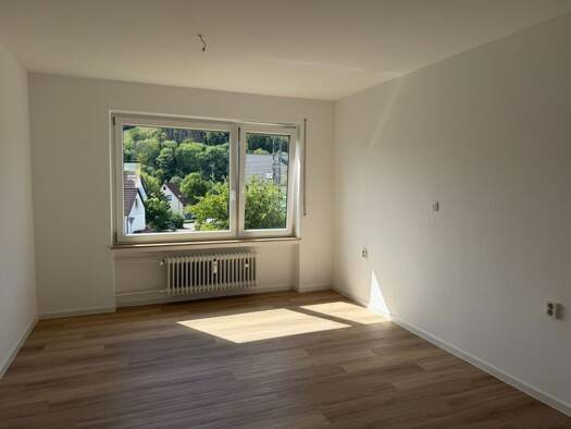 Wohnung zur Miete 615 € 4 Zimmer 79,9 m² 1. Geschoss frei ab sofort Hatzfeldstraße 8 Niederstetten Niederstetten 97996