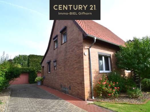 Einfamilienhaus zum Kauf 250.000 € 6 Zimmer 98 m² 829 m² Grundstück frei ab sofort Isenbüttel 38550