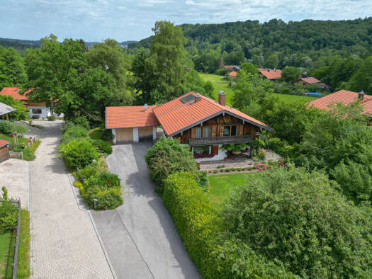 Einfamilienhaus zum Kauf 1.080.000 € 5 Zimmer 150 m² 1.253 m² Grundstück Naring Weyarn / Naring 83629