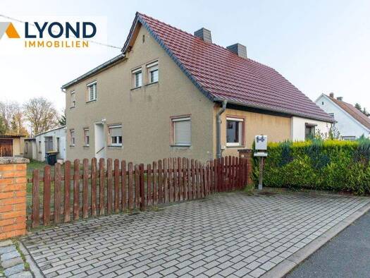 Doppelhaushälfte zum Kauf 115.000 € 5 Zimmer 120 m² 950 m² Grundstück Zeitz 06712