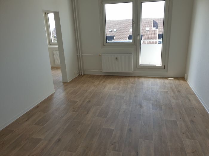 Wohnung zur Miete 348 € 3 Zimmer 58,1 m²<br/>Wohnfläche 3.<br/>Geschoss ab sofort<br/>Verfügbarkeit Karl-Marx-Str. 26 Bützow Bützow 18246